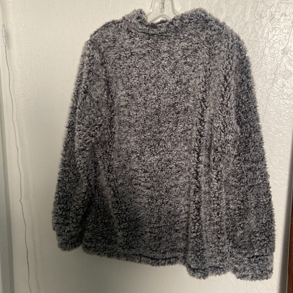 Warm Pullover Sweater - Picture 2 of 6